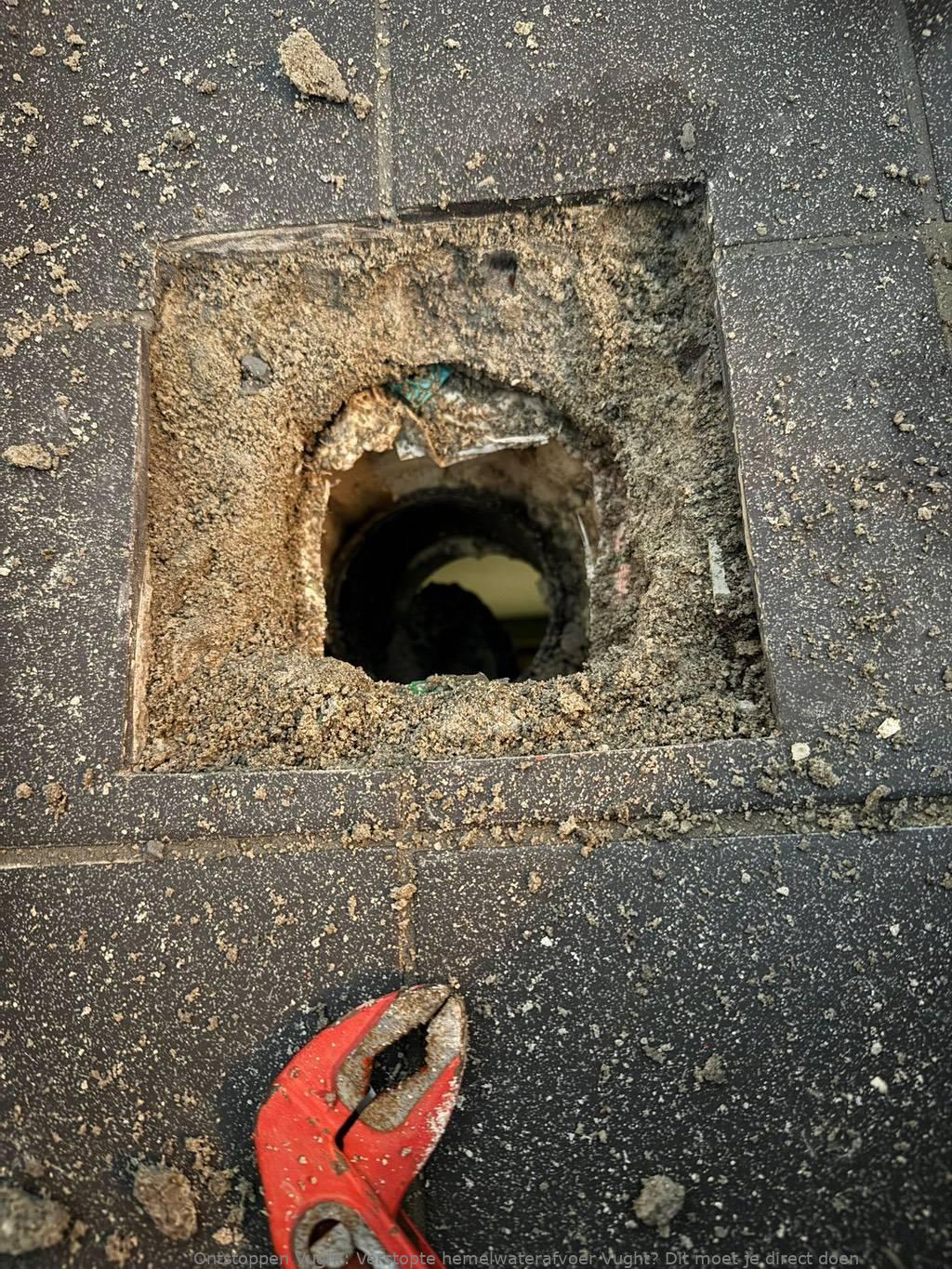 Verstopte hemelwaterafvoer Vught? Dit moet je direct doen